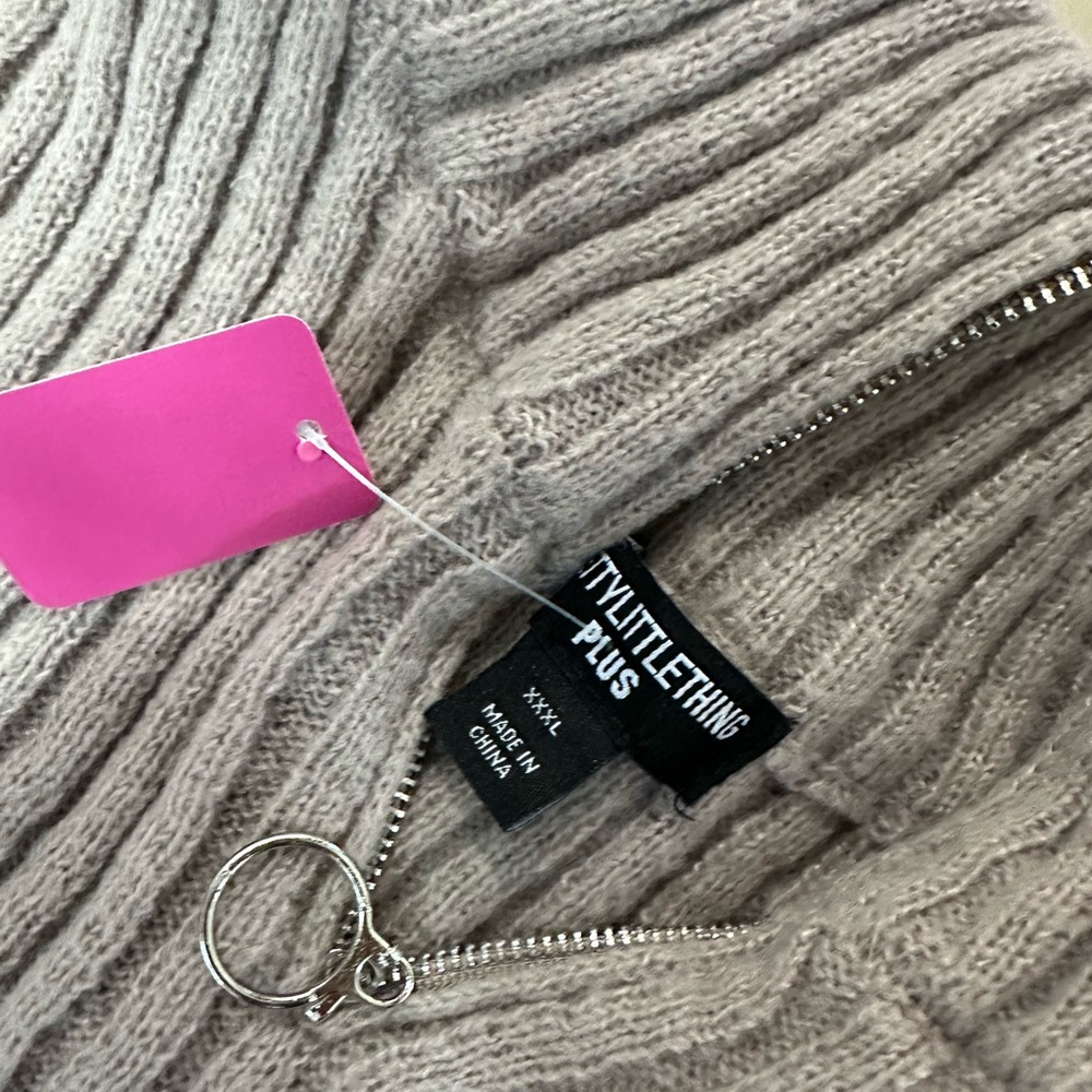 PrettyLittleThing Gray Ribbed Knit set - Picture 4 of 4